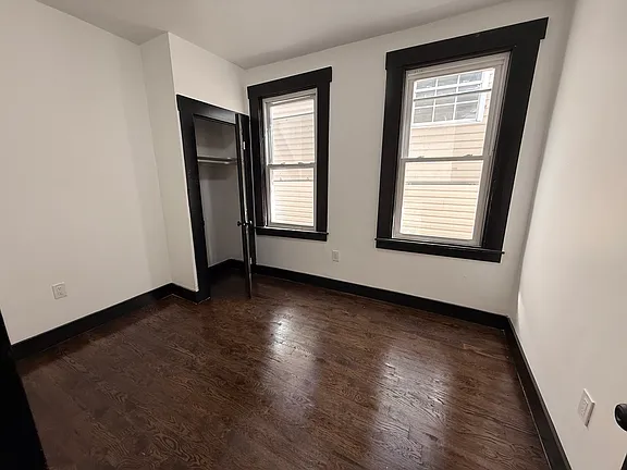 4 Bedrooms at 459 S 14th St #2, Newark NJ — photo 4
