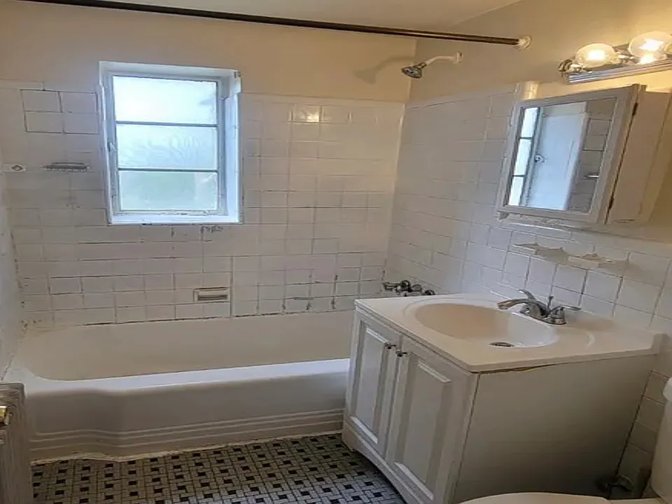 1 Bedroom at 716 Sanford Ave #2C, Newark NJ — photo 5