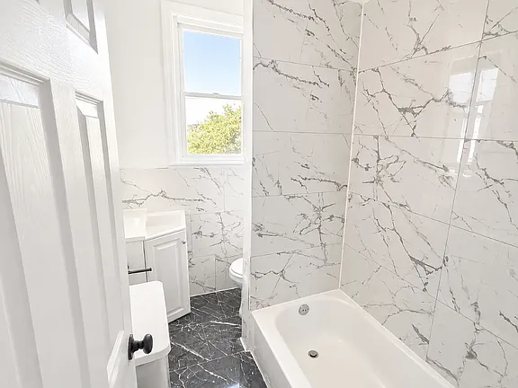 3 Bedrooms at 49 Norwood Street #3, Newark NJ — photo 2
