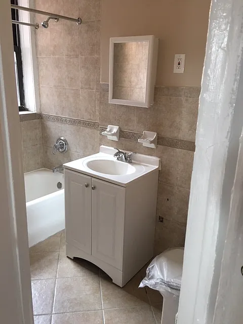 2 Bedrooms at 372 Park Ave #41, East Orange NJ — photo 5