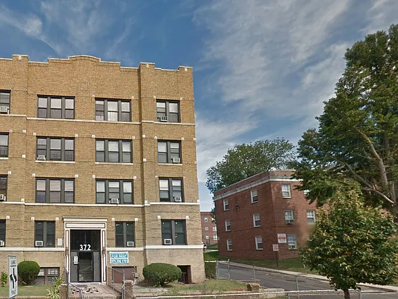2 Bedrooms at 372 Park Ave #1, East Orange NJ — photo 1