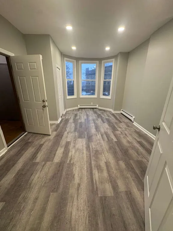 3 Bedrooms at 367 Morris Ave #2, Newark NJ — photo 3