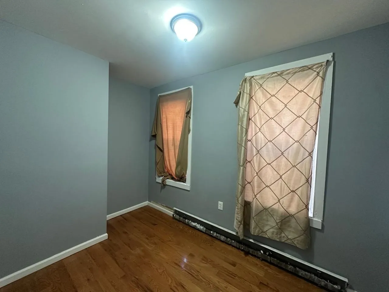 2 Bedrooms at 52 Essex St #1, Paterson NJ — photo 4