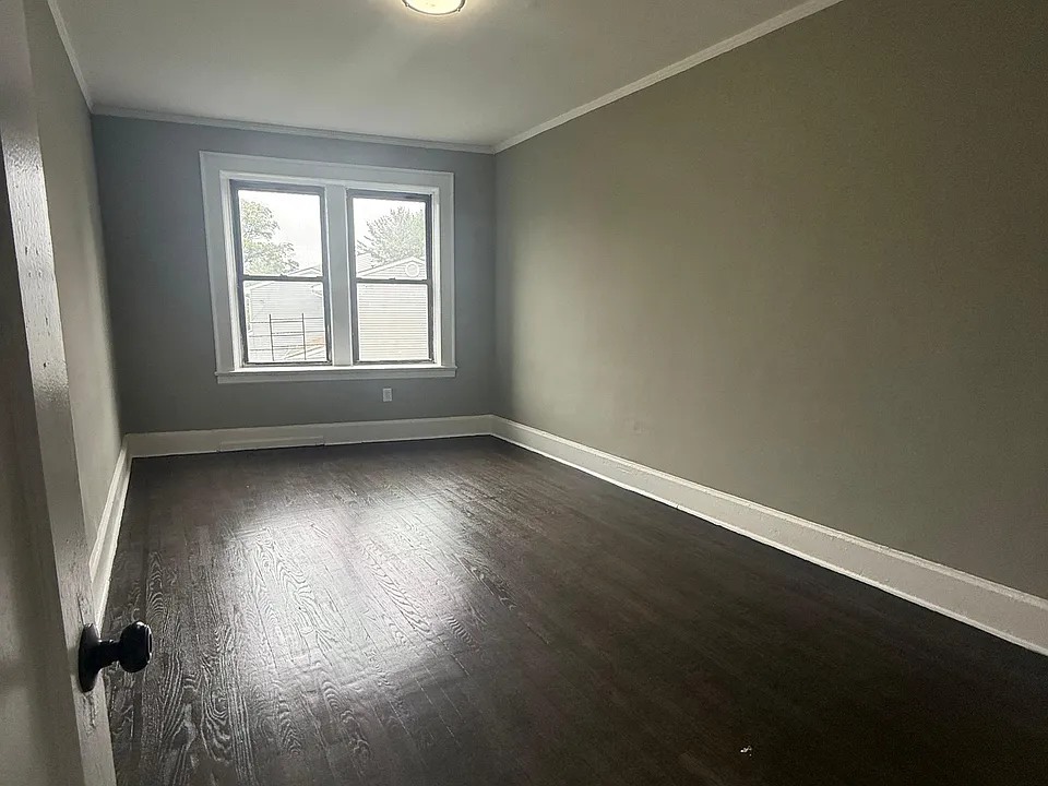 3 Bedrooms at 1003 S Orange Ave #205, Newark NJ — photo 4