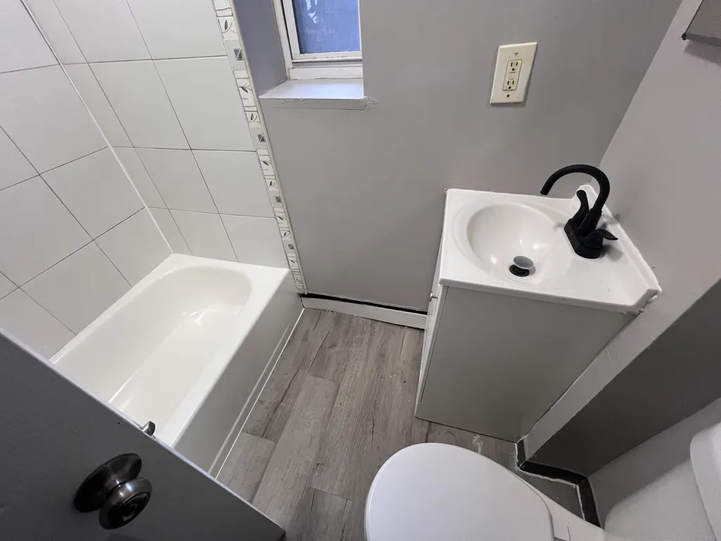 1 Bedroom at 36 S 12th #2, Newark NJ — photo 6