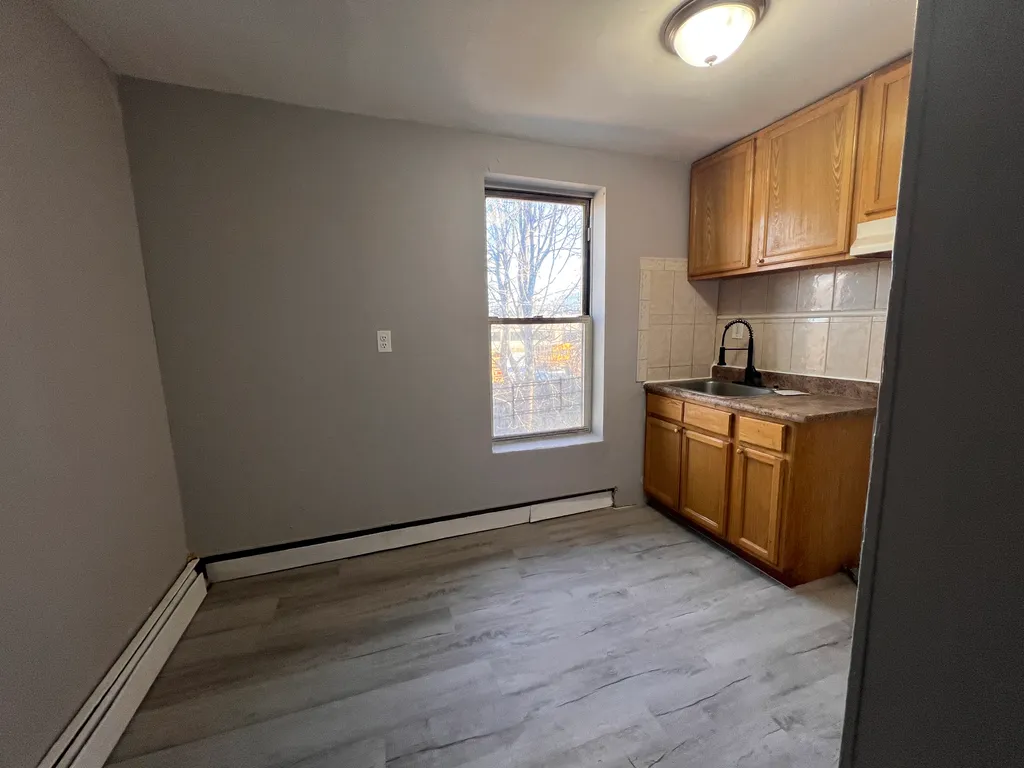 1 Bedroom at 36 S 12th #2, Newark NJ — photo 1