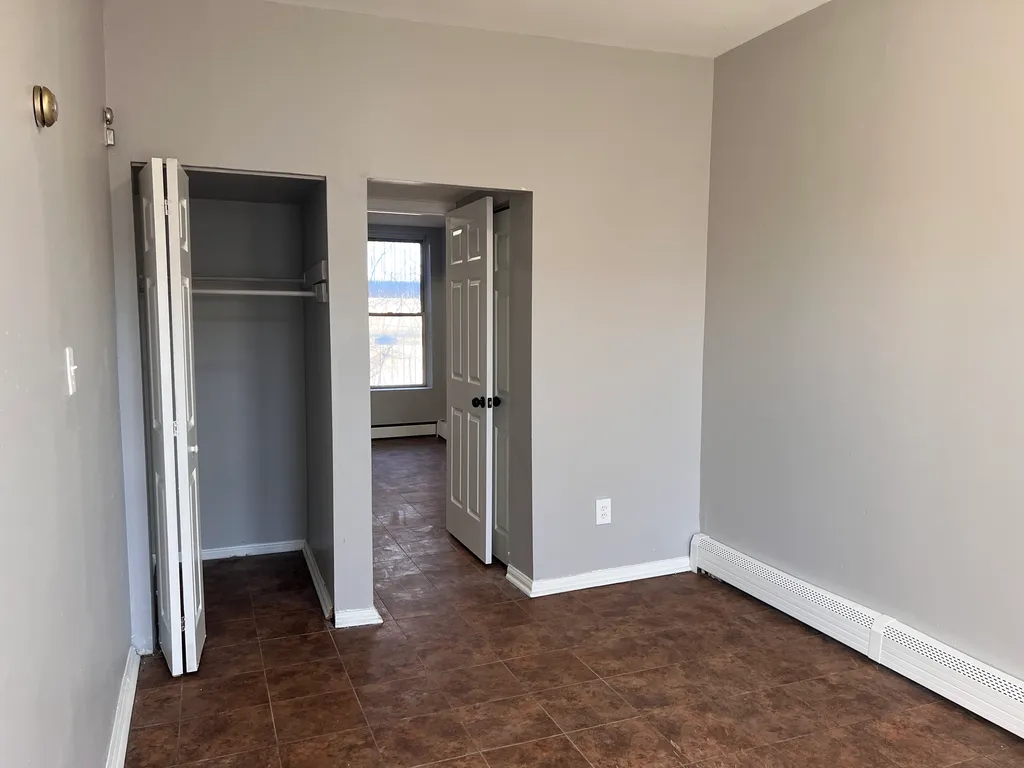 1 Bedroom at 36 S 12th #2, Newark NJ — photo 3