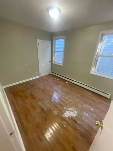 3 Bedrooms at 406 S 15th St #2, Newark NJ — photo 4