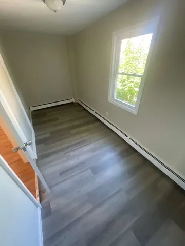 3 Bedrooms at 406 S 15th St #2, Newark NJ — photo 3